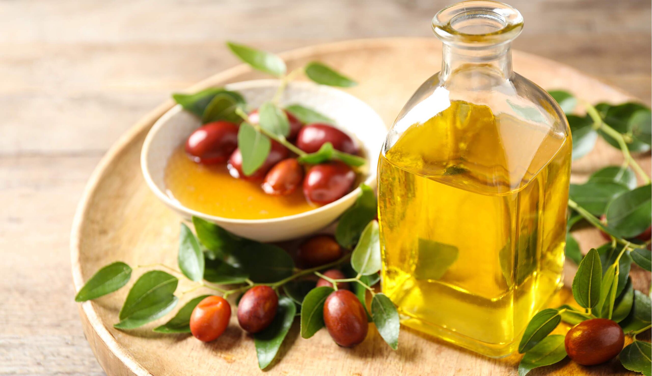 Uleiul-de-jojoba-secretul-frumusetii-tale.jpg